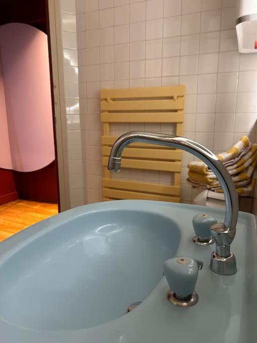 Un Fabuleux Decor Pour Un Chaleureux Appartement Paris Luaran gambar