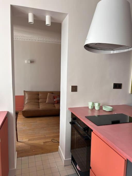 Un Fabuleux Decor Pour Un Chaleureux Appartement Paris Luaran gambar